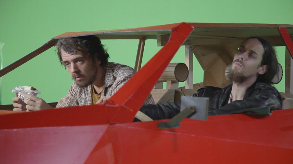 5 Explosiones de un Ford Pinto / Ryan Rivadeneyra