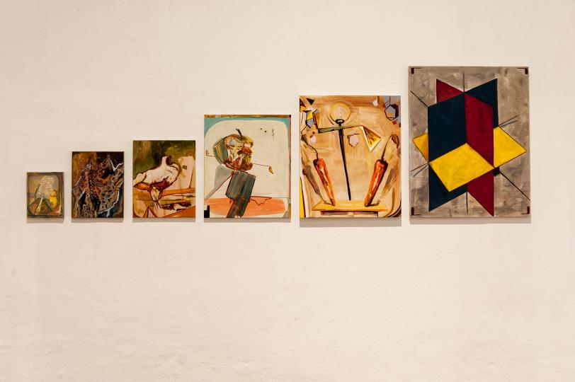 Sisyphus, Rhopography and a Headless Chicken. Sísif, ropografia i un pollastre sense cap