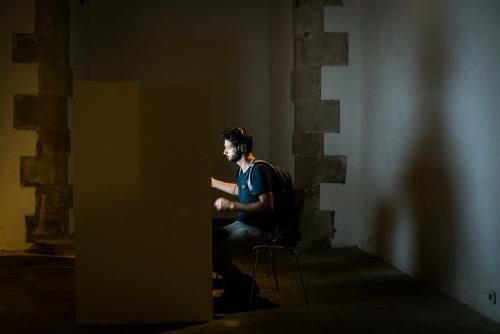 Es una escena en la que yo mismo actúo / Luis Bezeta