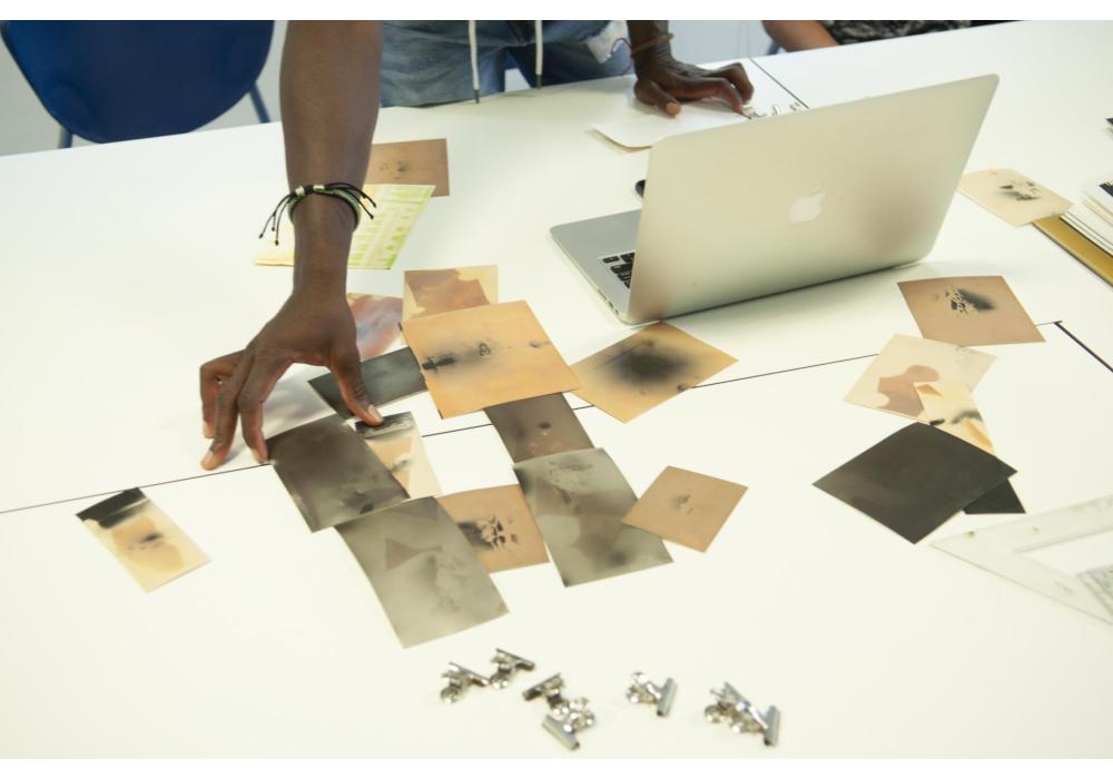 Giuliana Racco, Revelando